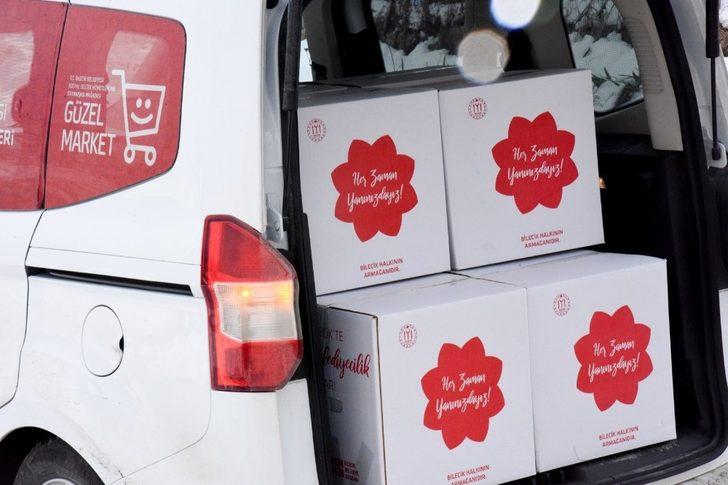 Bilecik Belediyesinin ihtiyaç sahiplerine gıda yardımı sürüyor G2