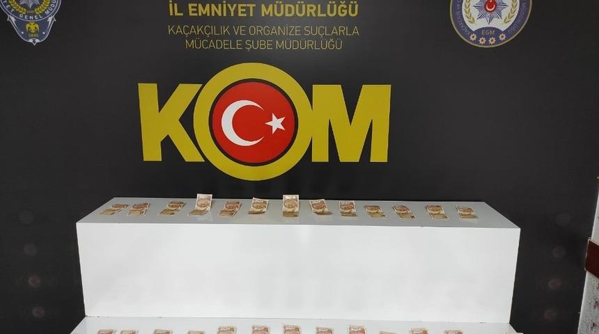 Kalpazanlar polisin operasyonuyla yakalandı