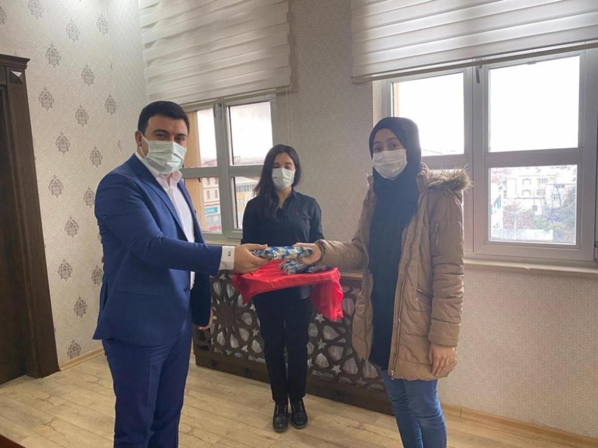 Okudular &ouml;d&uuml;llendirildiler