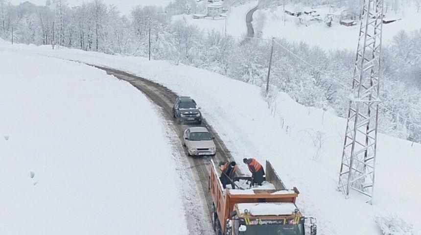 Samsun&rsquo;da yolu kapalı mahalle sayısı 32&rsquo;ye d&uuml;şt&uuml;