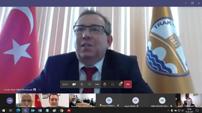 Bulgaristan&rsquo;daki &uuml;niversite &ouml;ğrencilerine &ldquo;T&uuml;rkiye Bursları&rdquo; tanıtıldı