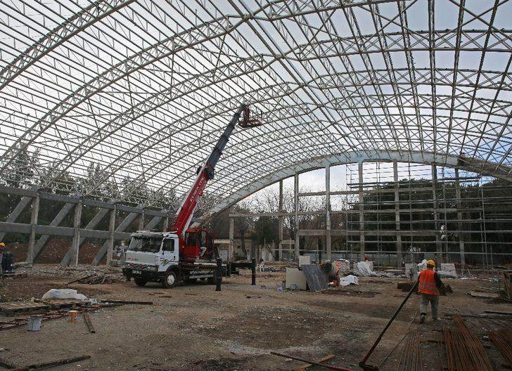 Atatürk Kapalı Spor Salonu’nda yapı güçlendirme çalışması G4