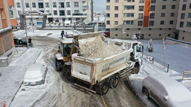 Yakutiye Belediyesi’nden 7/24 kar alarmı
