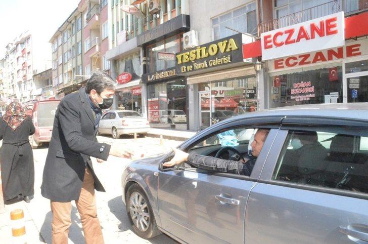 Kırıkkale Belediyesinden kandil simidi ikramı G2