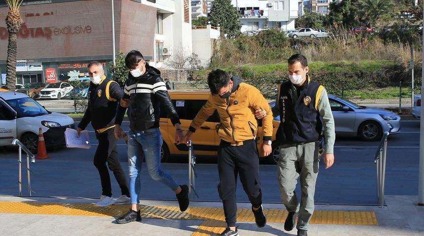 Alanya'da motosiklet hırsızlığıyla ilgili 3 kişi yakalandı