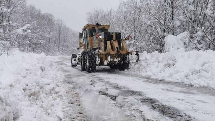 Büyükşehir kapalı yolları açtı G2
