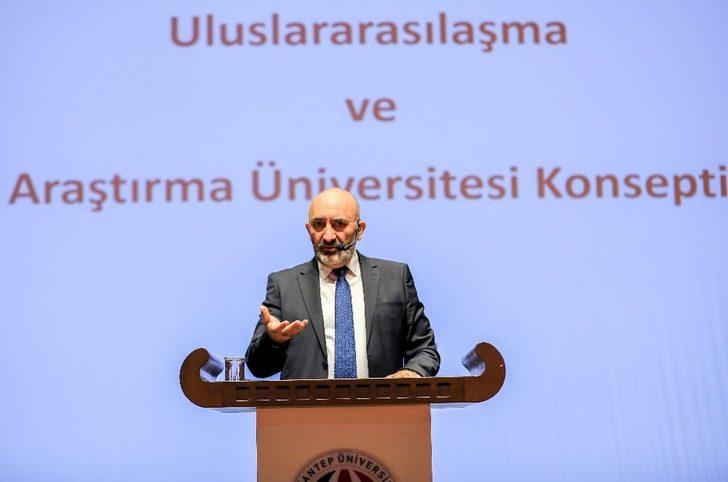 GAÜN’de eğitimde dijital dönüşüm konuşuldu G3