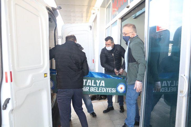 Eşini ve kendini öldüren doktorun cenazesini arkadaşları aldı G2