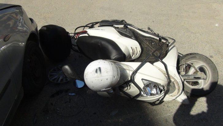 Savrulan motosikletten kaskı sayesinde kurtuldu G3