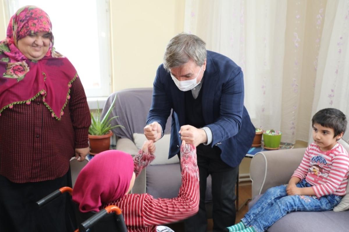 Vali Aydoğdu&rsquo;dan &ouml;zel &ccedil;ocuklara &ouml;zel ziyaret