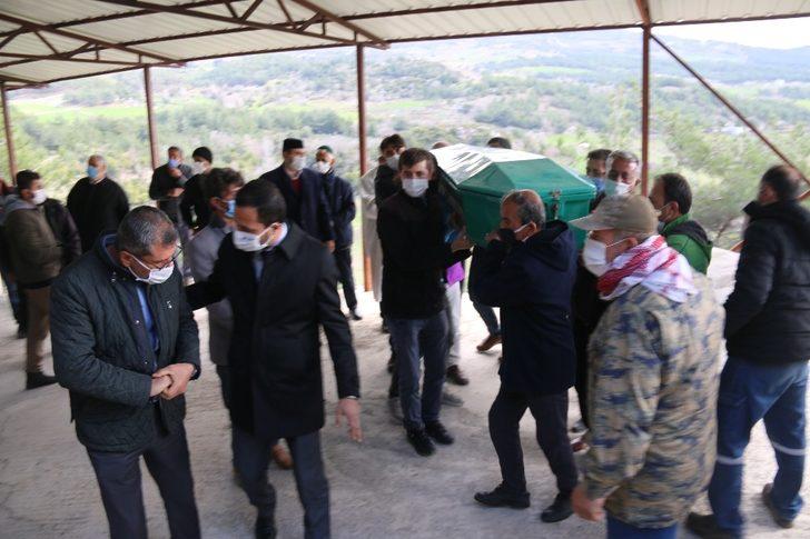 Uludağ’da ölü bulunan doktor toprağa verildi G2