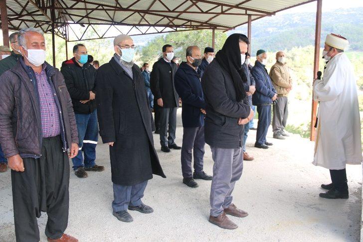 Uludağ’da ölü bulunan doktor toprağa verildi G5