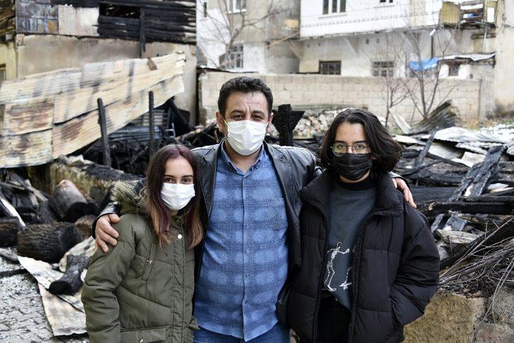 Gümüşhane’de yanan barakada alevlerin arasına girip köpeği kurtardı G2