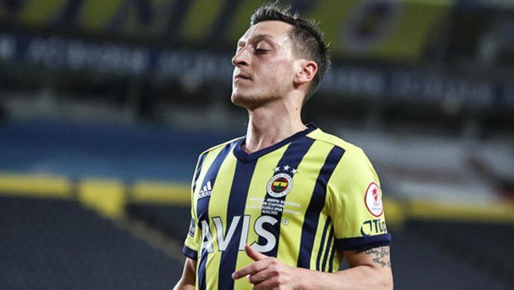 Fenerbahçe'de Mesut Özil çıkmazı! Trabzonspor maçında ilk 11 mi?