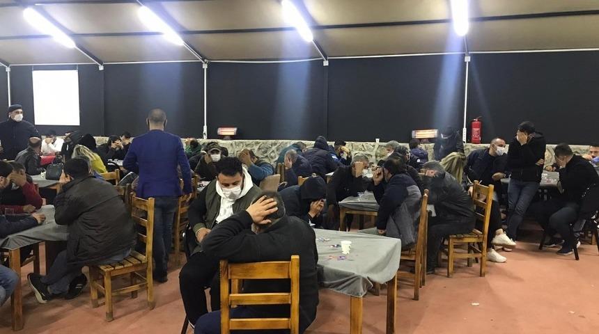 Menderes’te kumar baskını; 168 hakkında işlem yapıldı