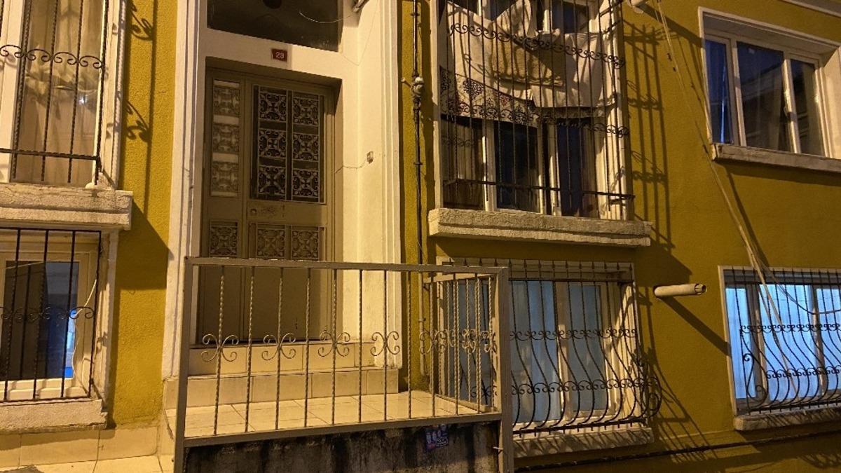 (&Ouml;zel) Şişli&rsquo;de esnaf gen&ccedil; kadının telefonunu &ccedil;alan kapka&ccedil;&ccedil;ıyı kovaladı