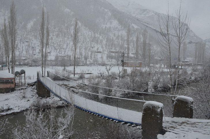 Şırnak’ta kar etkisini tekrar gösterdi G3
