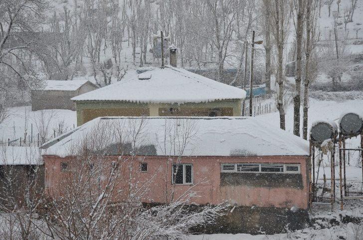 Şırnak’ta kar etkisini tekrar gösterdi G4