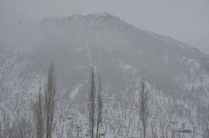 Şırnak’ta kar etkisini tekrar gösterdi G5
