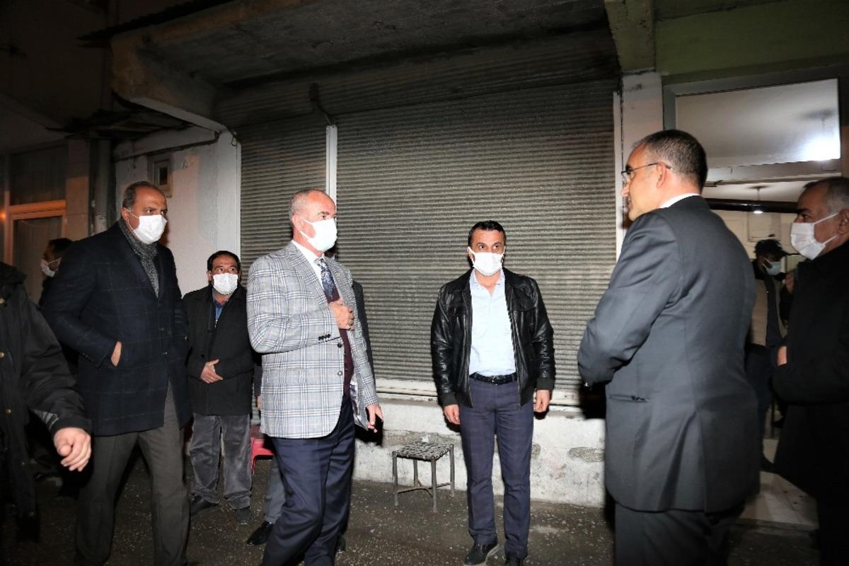 Başkan Akman mahallelilerle bir araya geldi