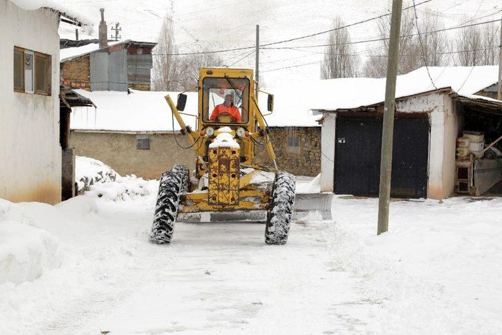 Gümüşhane’de kapalı köy yolu kalmadı G3