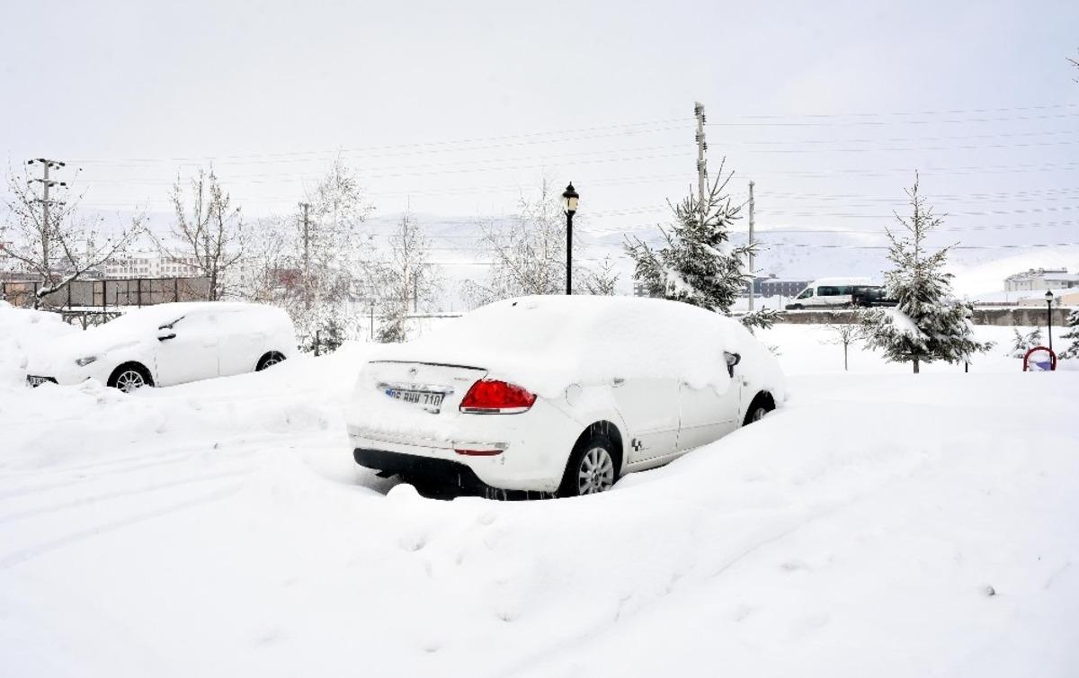 Bitlis&rsquo;te 115 k&ouml;y yolu ulaşıma kapandı