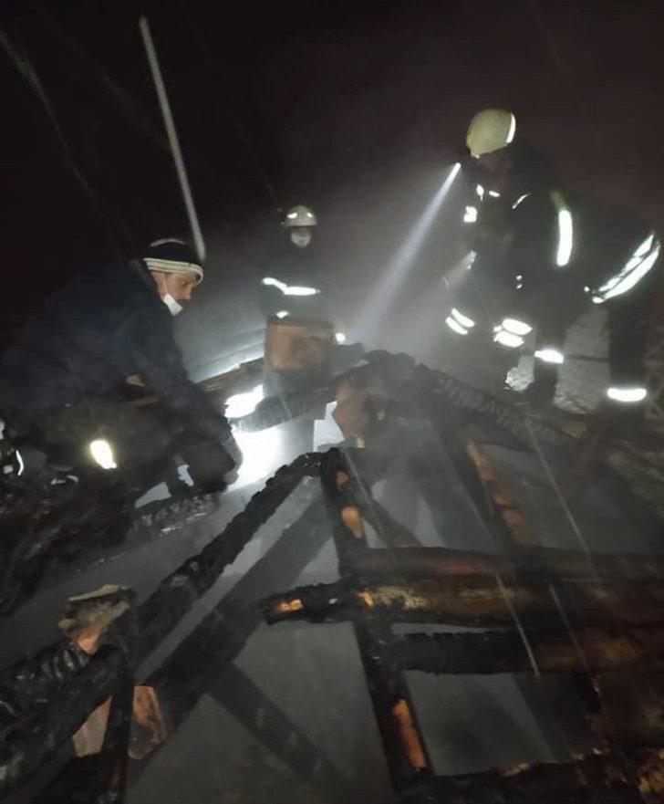 Karaağaç köyü camisinde yangın çıktı G3