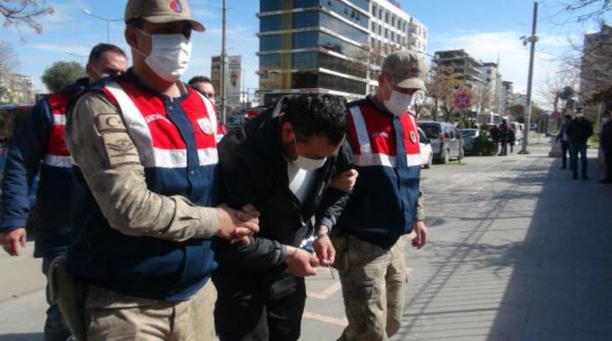 MİT ve Jandarma'dan ortak operasyon! Kırmızı bültenle aranan DEAŞ'lı terörist yakalandı