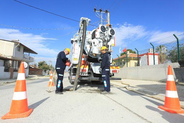 Denizli’nin 2 ilçesinde altyapı temizlik çalışması başlatıldı