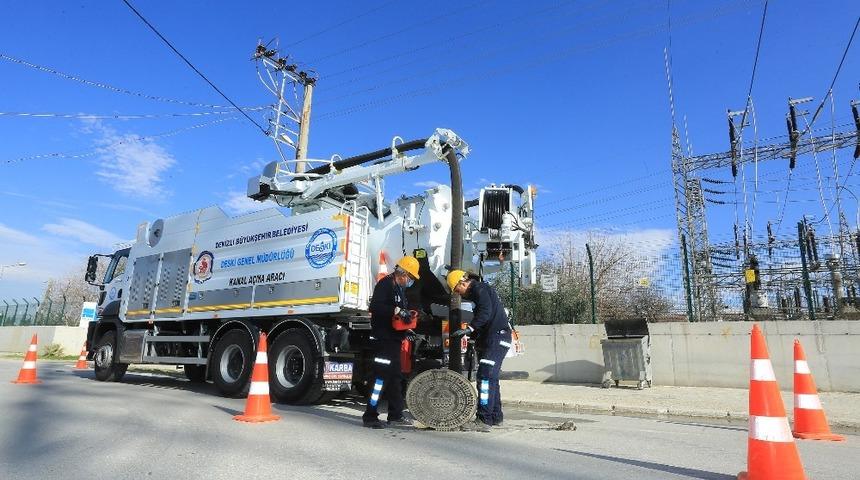Denizli&rsquo;nin 2 il&ccedil;esinde altyapı temizlik &ccedil;alışması başlatıldı