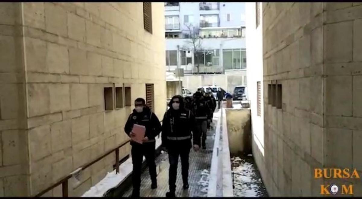 Bursa merkezli FET&Ouml;/PDY operasyonu: 16 g&ouml;zaltı