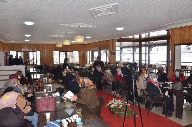 Elbistan Belediyesi girişimci kadınların yoluna ışık tutacak