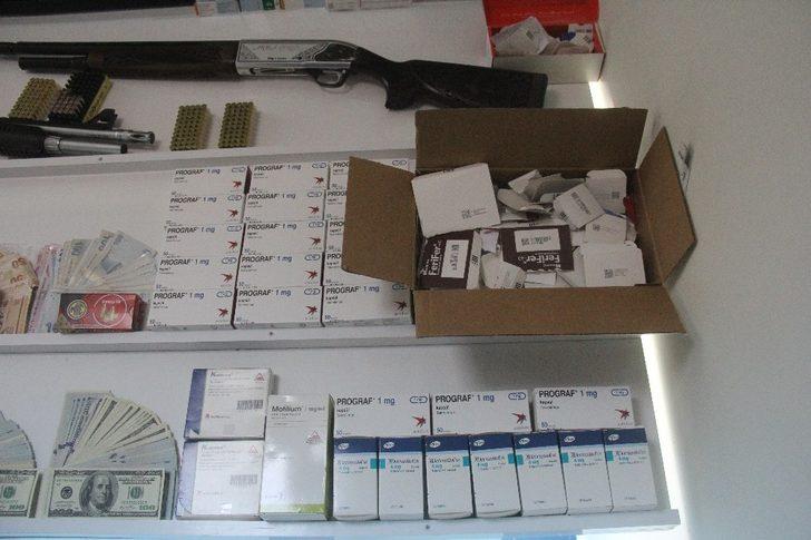 Reçete şebekesi üyelerinin evinden Dolar ve Euro çıktı G3