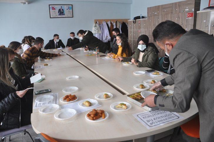 Muhtardan öğretmelere ‘hoş geldiniz’ tatlısı G3