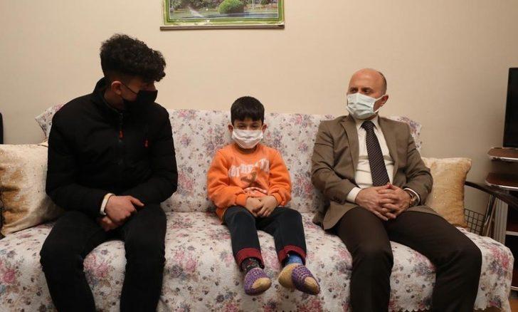 Vali Varol’dan, Çiftçi Ailesine ziyaret G3