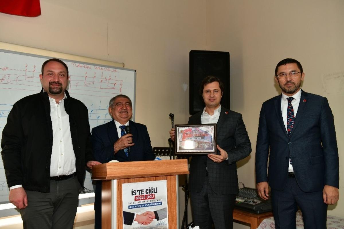 &Ccedil;iğli&rsquo;de esnaf zirvesi