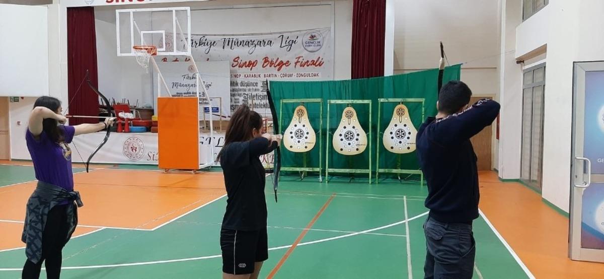 Geleneksel T&uuml;rk ok&ccedil;uluğu Sinoplu gen&ccedil;lerle buluştu