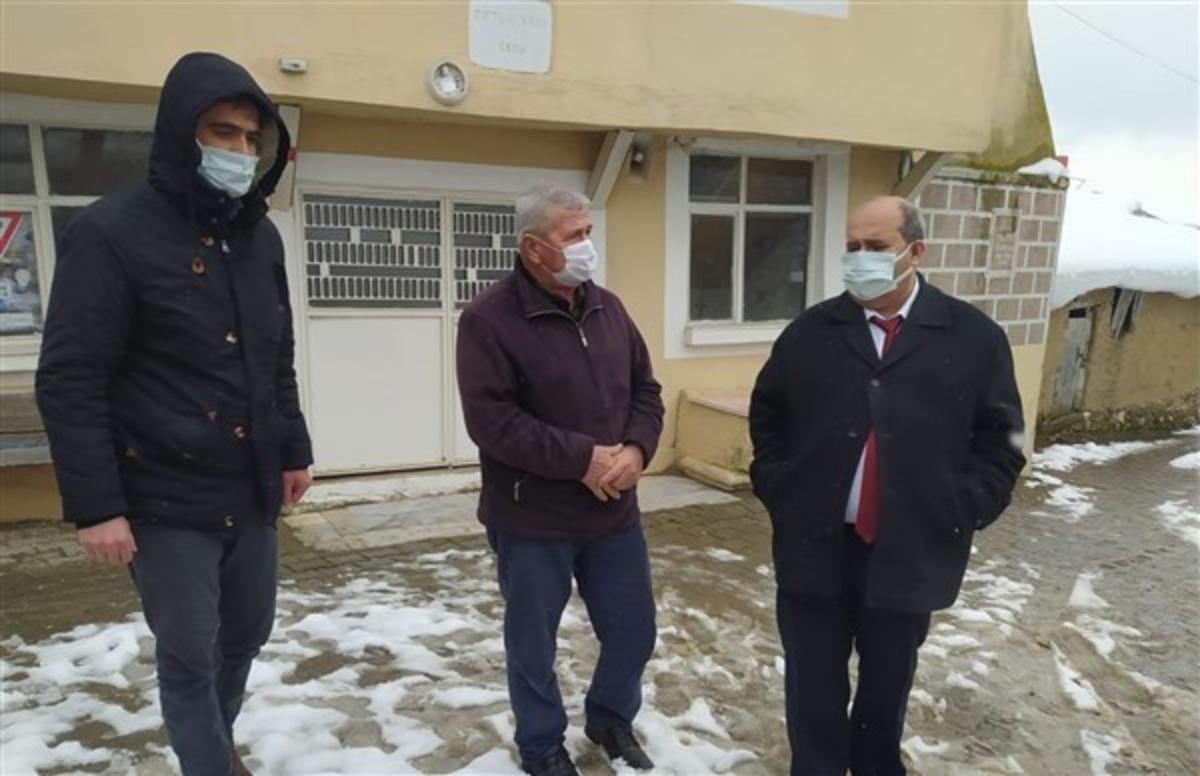Kaymakam &Uuml;nal k&ouml;ylerdeki hizmet ve sorunları yerinde g&ouml;r&uuml;yor