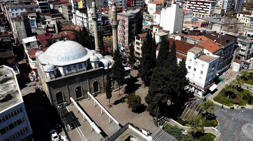 Cuma hutbesinde &rsquo;korona&rsquo; uyarısı