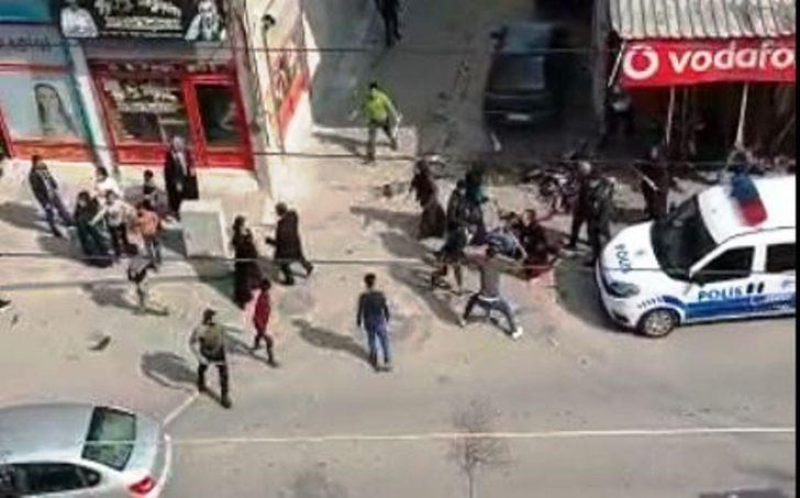Şanlıurfa’da taşlı sopalı kavga kamerada G5