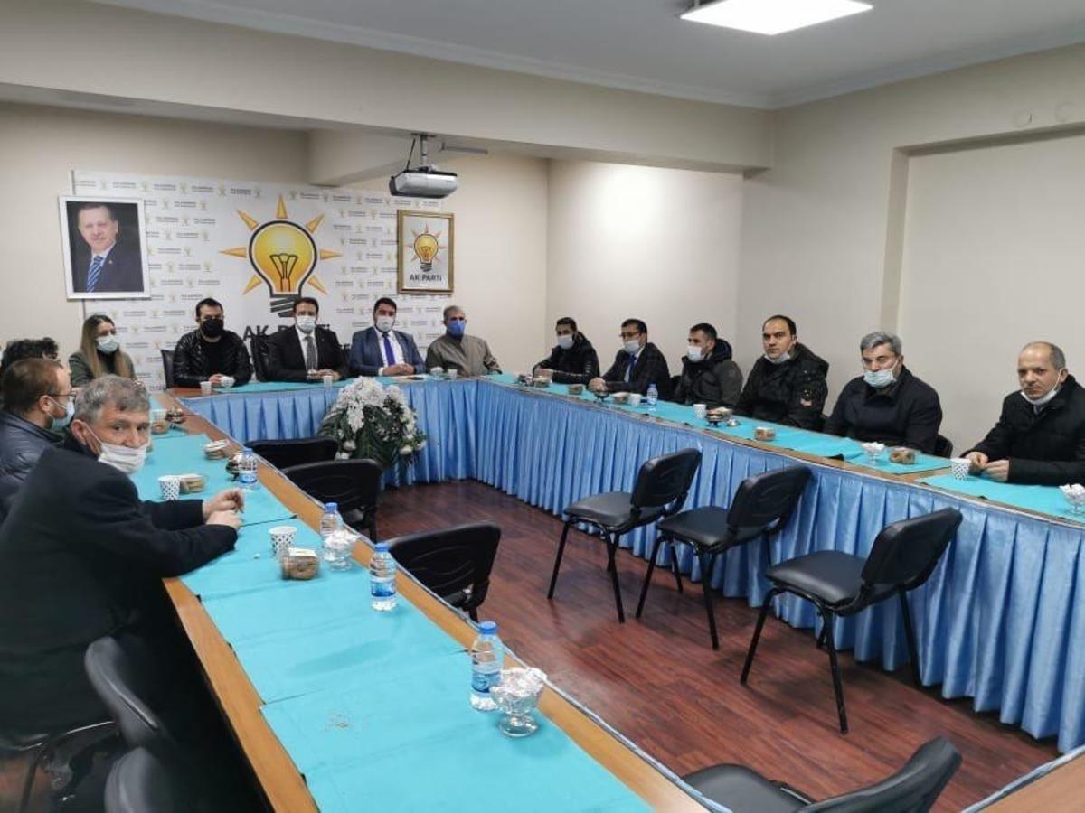 &Ouml;meroğlu se&ccedil;im varmış gibi &ccedil;alışıyor