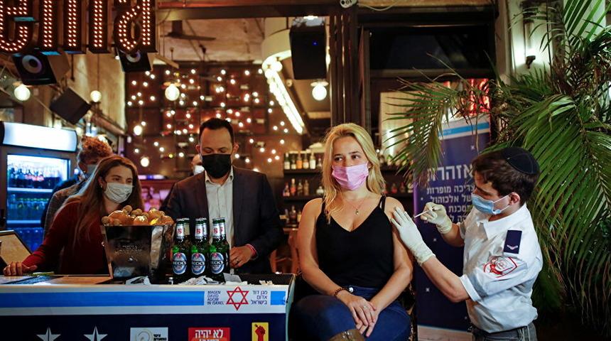 İsrail'de 'aşı olana içki hediye' kampanyası