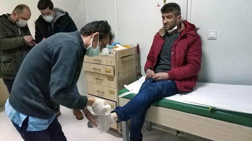 Kuzeninin silahlı saldırısında yaralandı