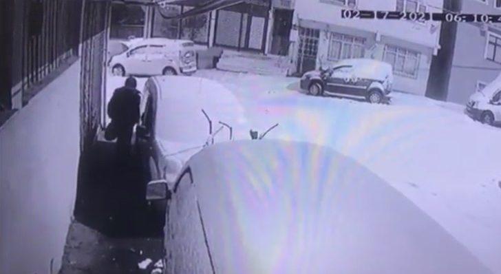 Sultanbeyli’de otomobilden hırsızlık kamerada G3