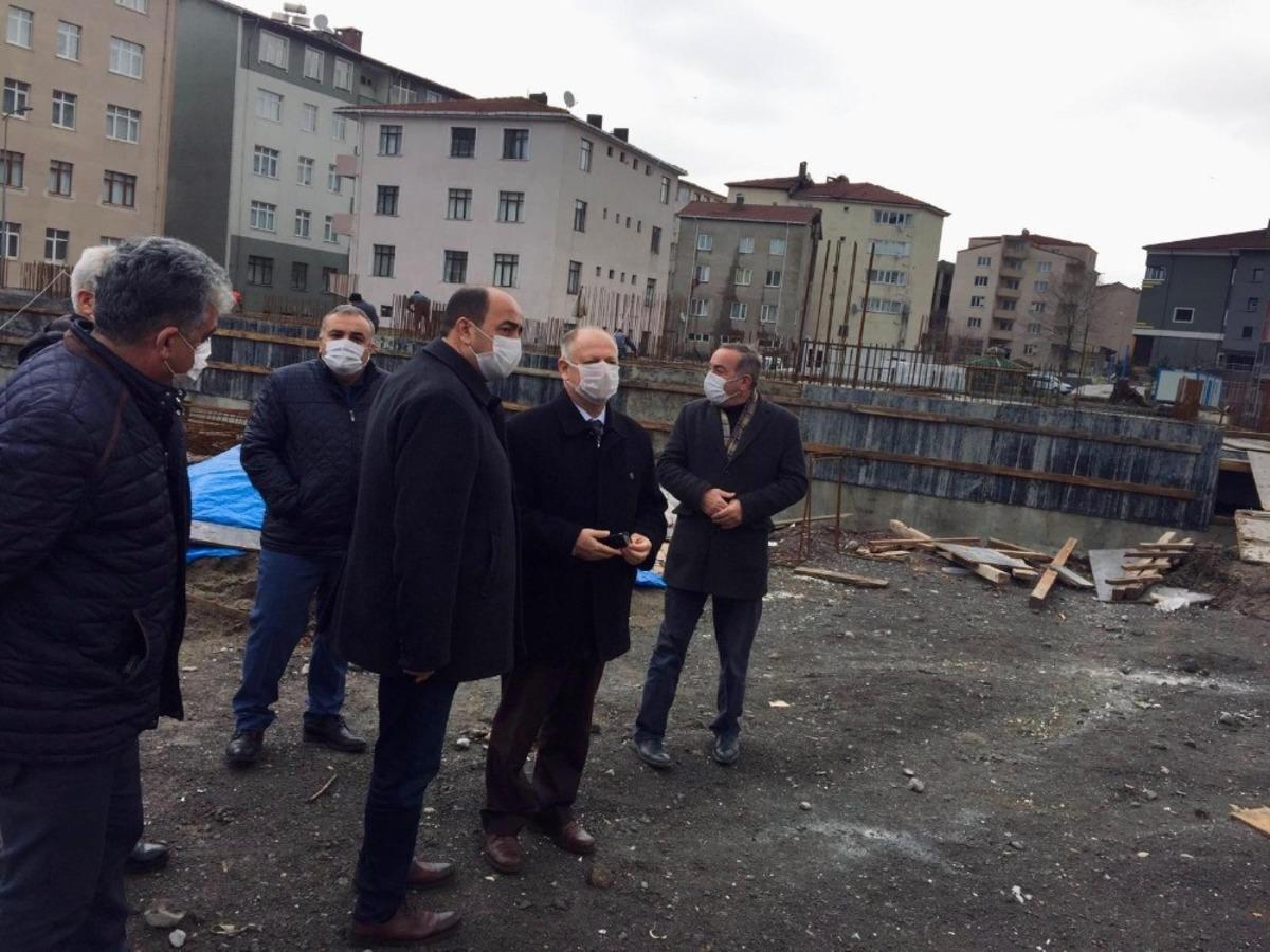 Kaymakam &Ccedil;orumluoğlu okul inşaatını inceledi