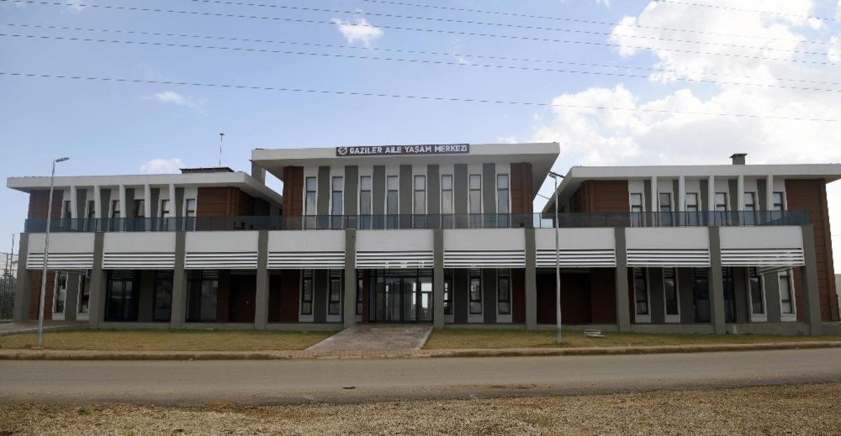 Gaziler&rsquo;e inşa edilen aile yaşam merkezi 18 Mart&rsquo;ta a&ccedil;ılıyor