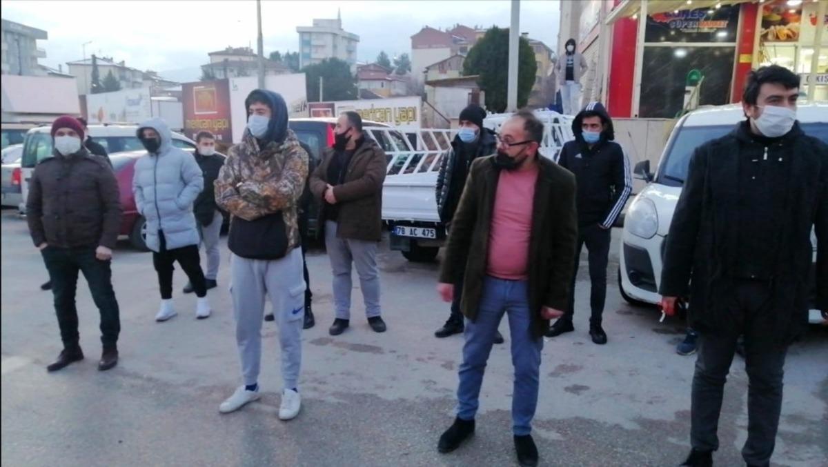 Karab&uuml;kl&uuml; esnaflardan iş yerlerini a&ccedil;ma talebi