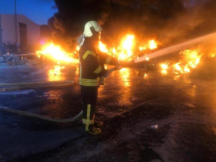 Geri dönüşüm tesisindeki yangın söndürüldü G3