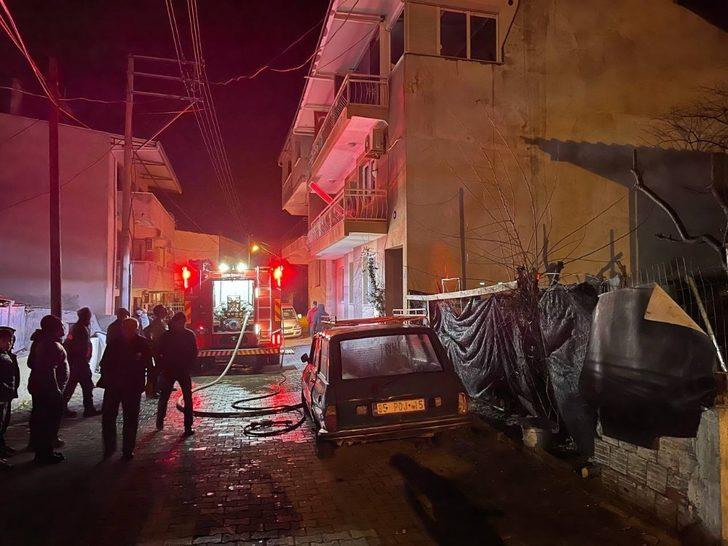 İzmir’de çatı katı yangını korkuttu G2