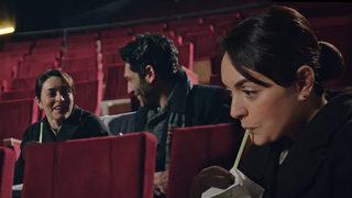 Masumlar Apartmanı 23. yeni bölüm fragmanı yayınlandı! Safiye ve Naci'nin sinemada romantik anları!